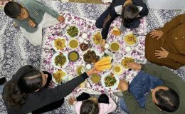 Kahramanmaraş merkezli depremlerin etkilediği illerde ilk iftar yapıldı