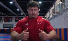 Rıza Kayaalp: 4. kez olimpiyat madalyası alıp ülkemde bir rekor kırmak istiyorum