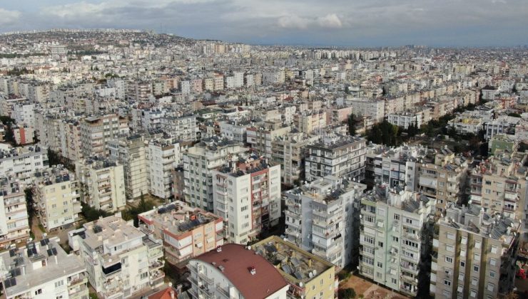 Antalya’da yüksek faiz ve konut fazlalığı fiyatları düşürdü