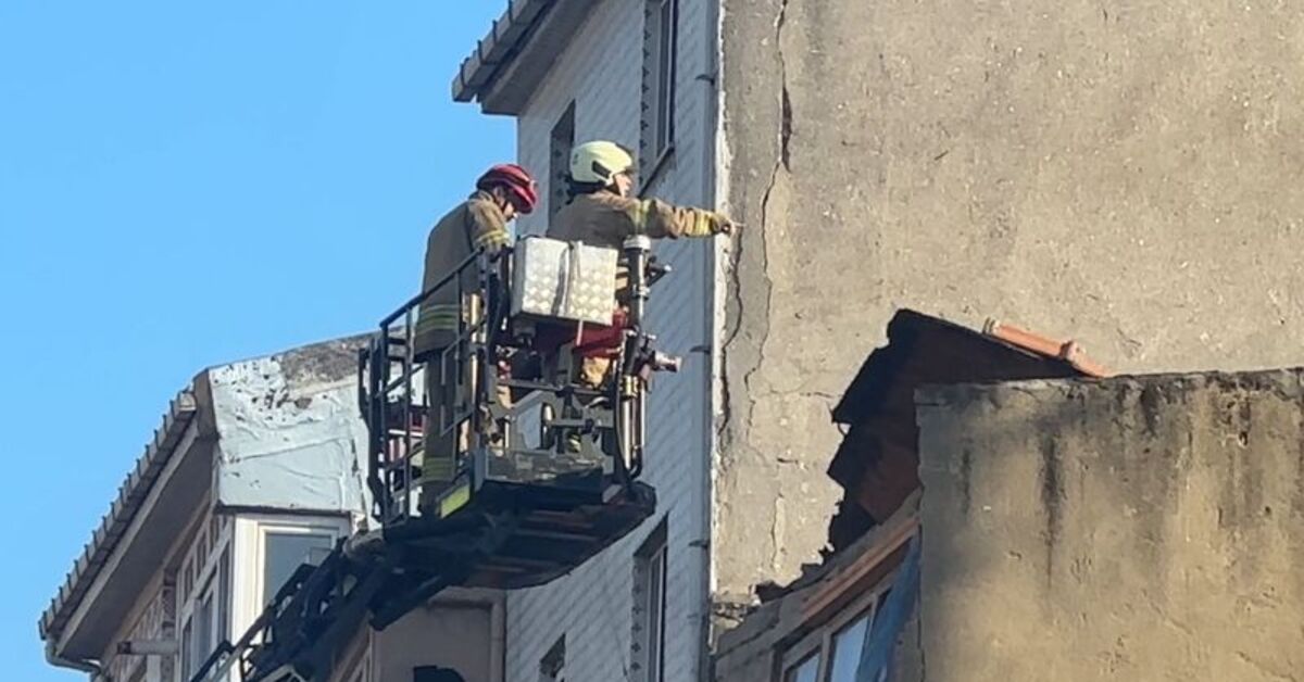 İstanbul’da yine bina çöktü!